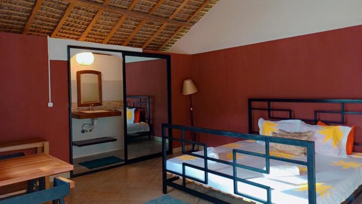 Le Jardin Des Delices Hotel Mahajanga Buitenkant foto